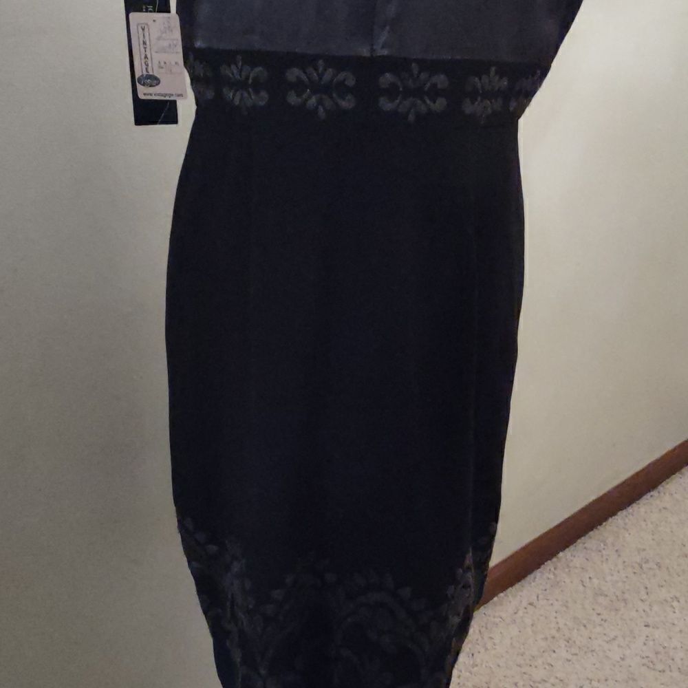 New Jones New York Women's Size 14 Classic‎ Black Dress Embroidered Midriff - Picture 7 of 14